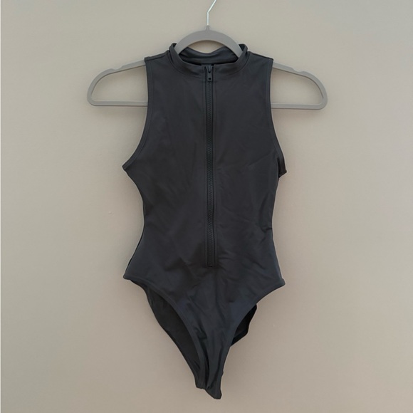 SKIMS Other - NWT SKIMS SIGNATURE SWIM ZIP FRONT SLEEVELESS ONE PIECE | GUNMETAL
